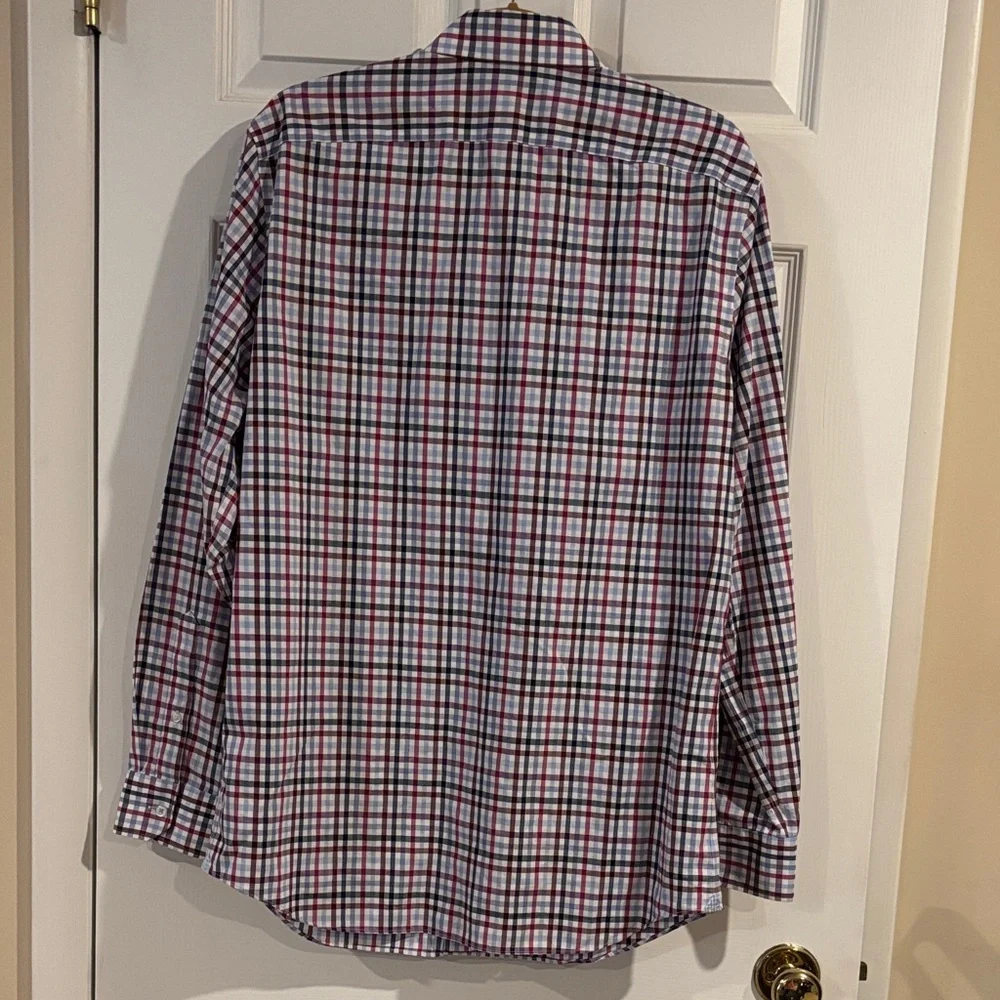 Banana Republic Men's‎ Red and Blue Plaid Button-Down Shirt size Large